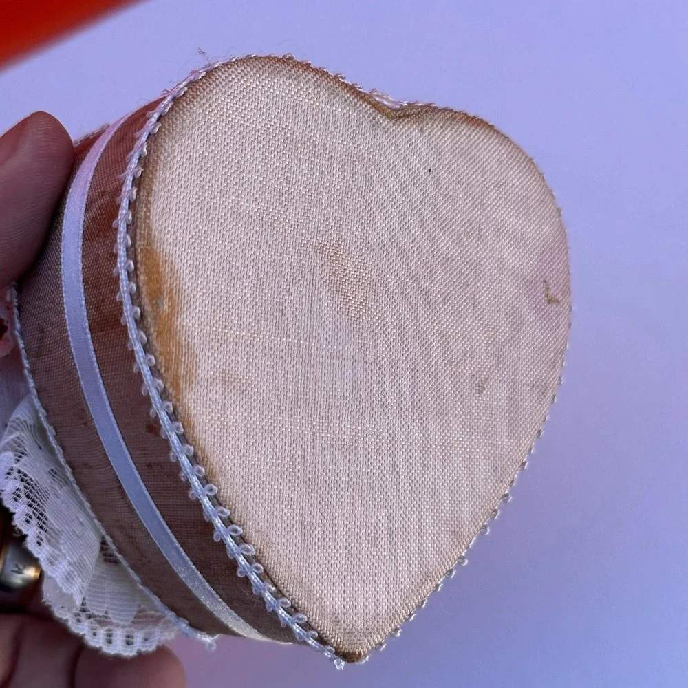 Vintage Heart Trinket Box Ceramic Flapper Girl Lace Pearl Shabby Chic Deco Style